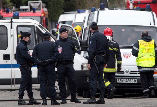 В Марселе мужчина напал с ножом на прохожих, есть пострадавшие