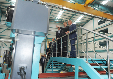 İlham Əliyev Qaradağ metal konstruksiyalar zavodunun açılışında iştirak edib (FOTO)