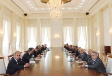 Под председательством Президента Азербайджана прошло заседание по итогам социально-экономического развития в I полугодии 2012 года (ФОТО)