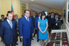 Tacikistan Prezidenti Dövlət Bayrağı Meydanı və "Bakı Kristal Zalı" ilə tanış olub (FOTO)