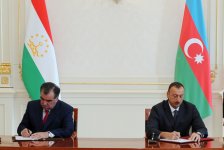Azərbaycan və Tacikistan arasında bir sıra sənədlər imzalanıb (FOTO)