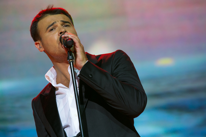 Emin Ağalarov Bakıda geniş konsert proqramı ilə çıxış edib (FOTO)