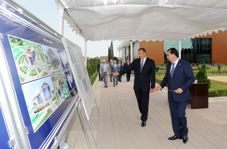 İlham Əliyev Lənkəranda inşa olunacaq Gənclər Mərkəzinin təməlqoyma mərasimində iştirak edib (FOTO)