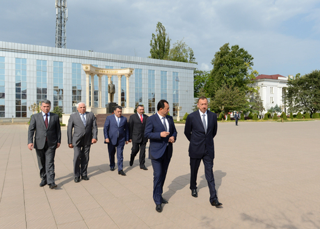 Президент Азербайджана Ильхам Алиев прибыл в Лянкяранский район (ФОТО)