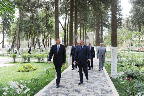 Президент Азербайджана ознакомился с реконструкцией парка отдыха в Джалилабаде (ФОТО)