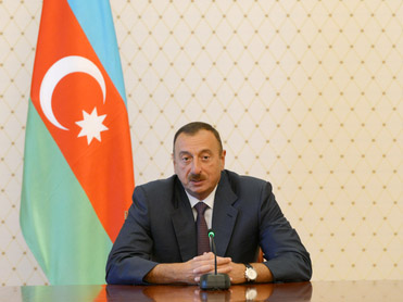 Президент Азербайджана принял президента Международной Корпорации ICANN