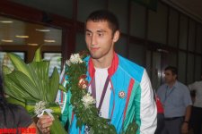Azerbaijani Olympians return home (PHOTO)