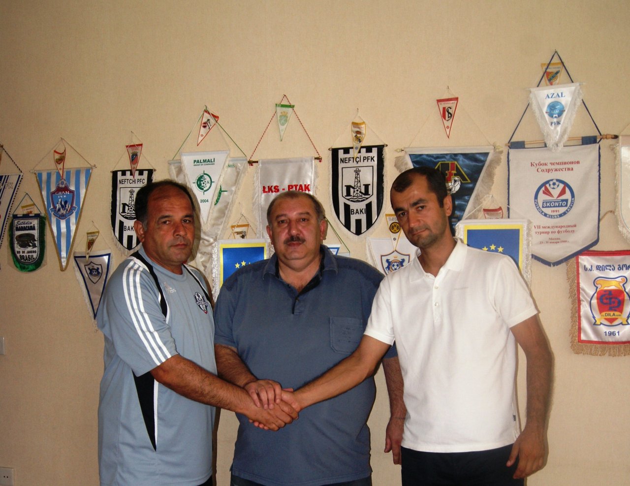 Главным тренером азербайджанского клуба "Кяпяз" назначен Махмуд Гурбанов (версия 2)