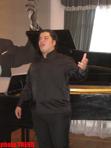 В Баку состоится концерт камерной музыки с участием Азера Рзазаде и Мушвига Гулиева