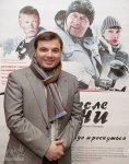 Голливудский режиссер снимает сериал по сценарию азербайджанского писателя