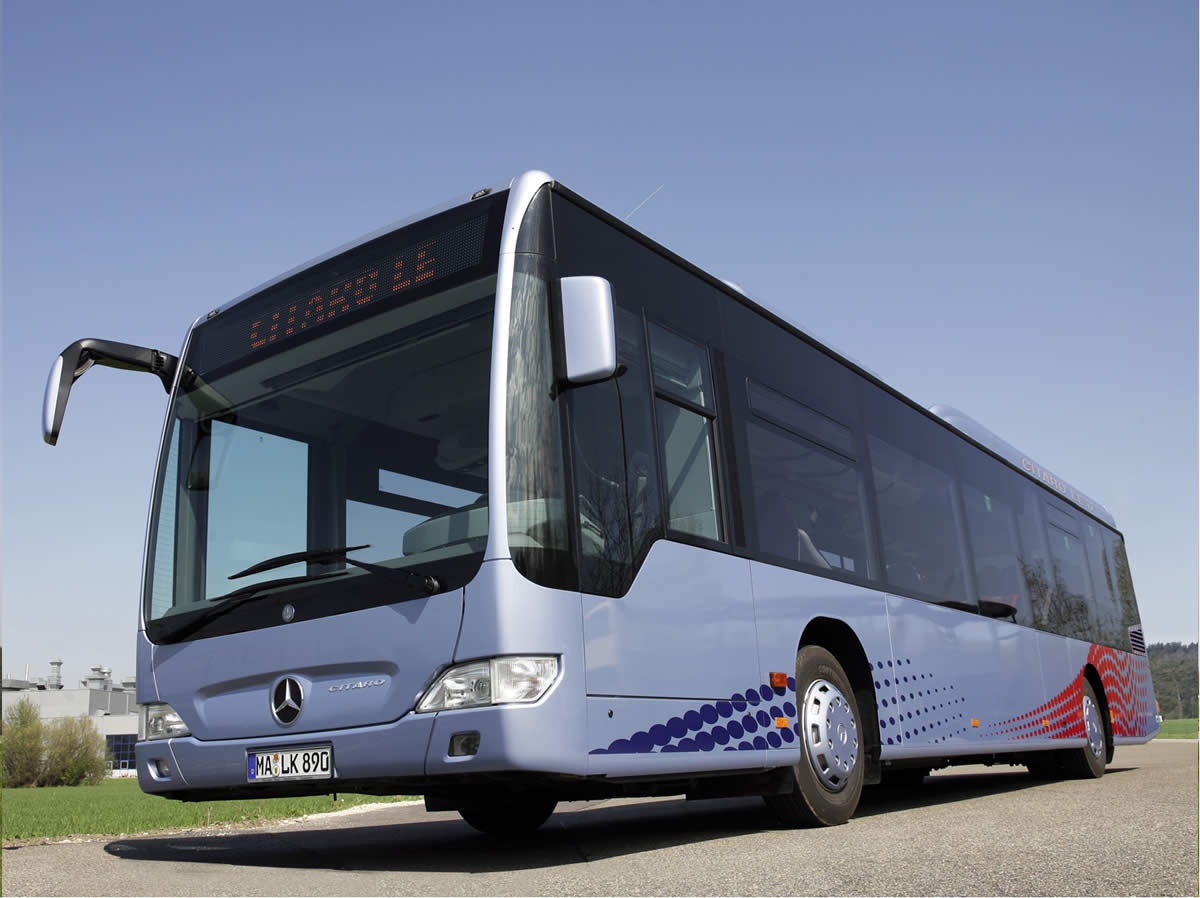 Mercedes-Benz supplies buses to Tashkent