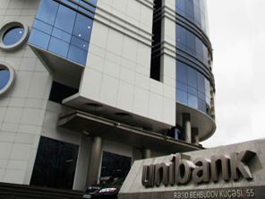 "Unibank" filiallarında "cash-in" cihazları quraşdırılır