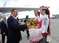 Azerbaijani President kicks off official Belarus visit (PHOTO)