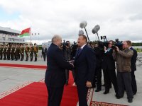 Azerbaijani President kicks off official Belarus visit (PHOTO)