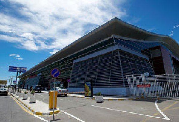 Переименование Тбилисского аэропорта отложено на неопределенный срок