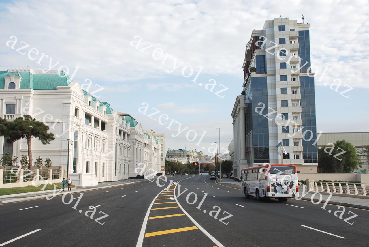 В Баку после ремонта открыт ряд автодорог