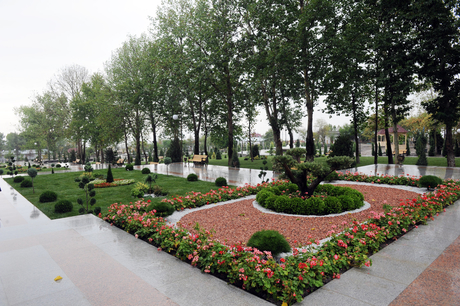 Президент Азербайджана Ильхам Алиев ознакомился с Парком культуры и отдыха имени М.Ф.Ахундзаде в Шеки после реконструкции (ФОТО)