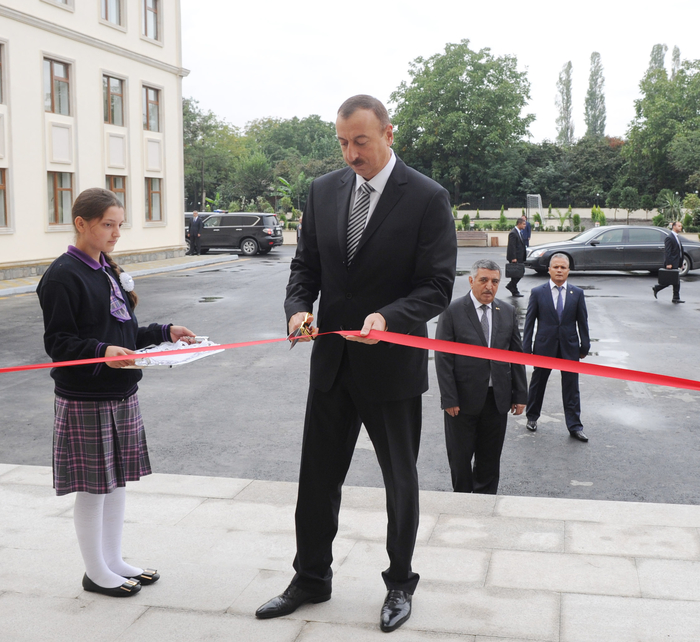 Ilham Aliyev inaugurates Gozbakhar village secondary school (PHOTO)