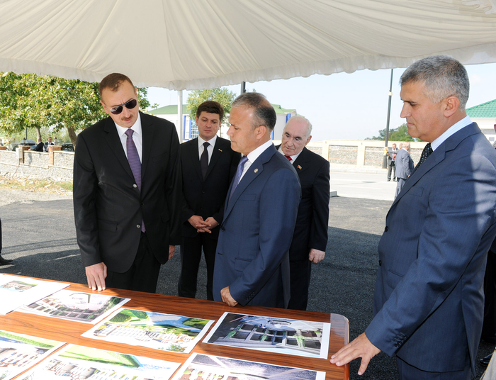 President Ilham Aliyev inspects construction of Karvansaray hotel complex in Gabala (PHOTO)
