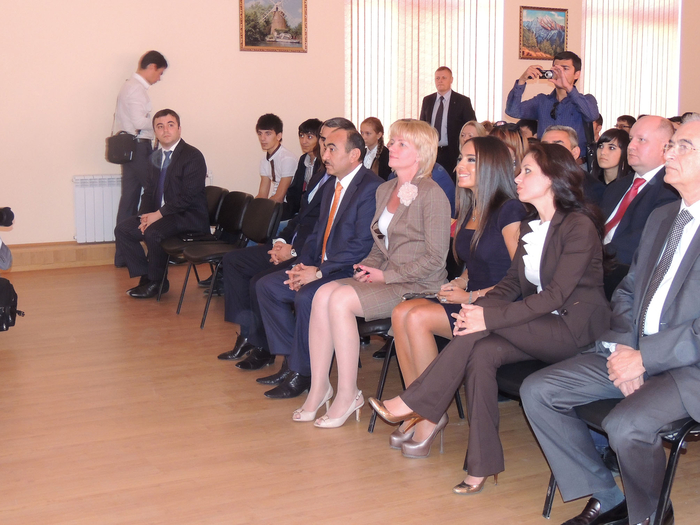 Лейла Алиева: АМОР реализовала в Астрахани много проектов, в том числе в области образования (ФОТО)