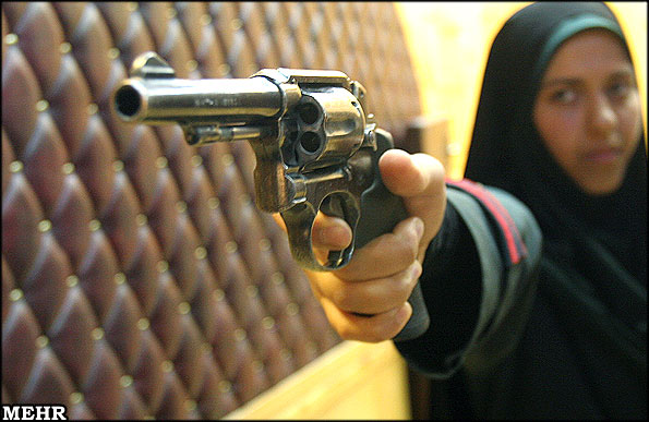 Iranian police to enlist women as security guards