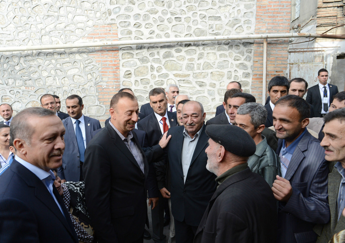 President of Azerbaijan and Premier of Turkey get acquainted with hotel complex in Sheki (PHOTO)
