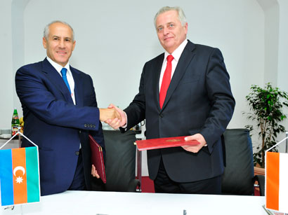 Azerbaijan, Austria sign memorandum on welfare cooperation (PHOTO)