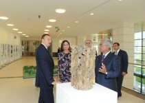 Prezident İlham Əliyev və xanımı Azərbaycan Diplomatik Akademiyasının yeni tədris kompleksinin açılışında iştirak edib (FOTO)