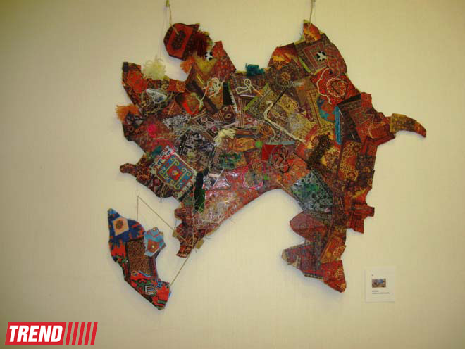 В Баку открылась выставка работ детей иностранцев, работающих в Азербайджане (фотосессия)