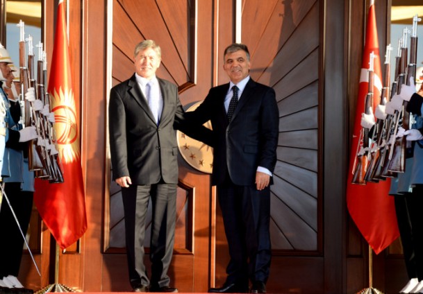 Turkish president meets Kyrgyz counterpart