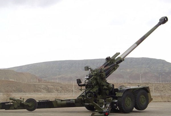 Türkiyə artilleriyası İŞİD-in mövqələrini atəşə tutub