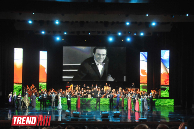 Концерт в Баку был очень трогательный и сердечный  - Лариса Долина (фото)