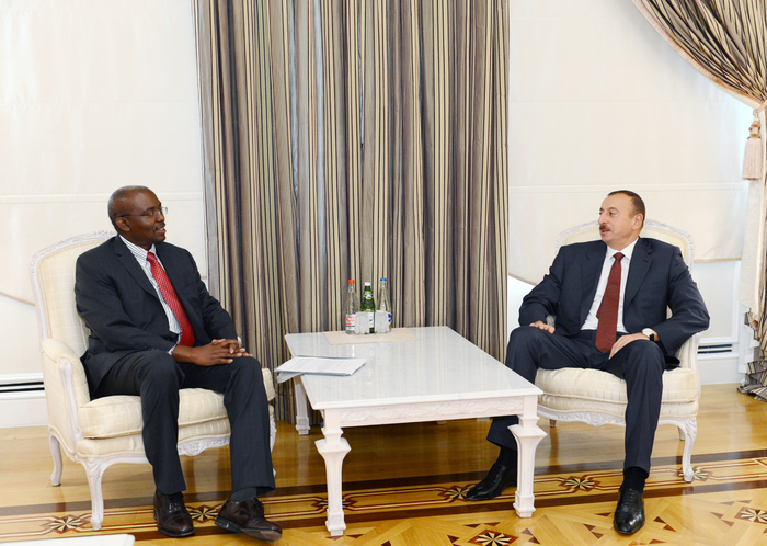 Azerbaijani President receives WB Regional Director for South Caucasus