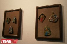 Искусство живописи на ногтях - выставка Ульвии Мусаевой в Баку (фотосессия)