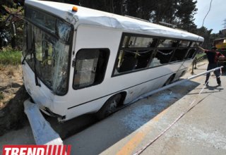 Bus overturns in Azerbaijan, leaving dead