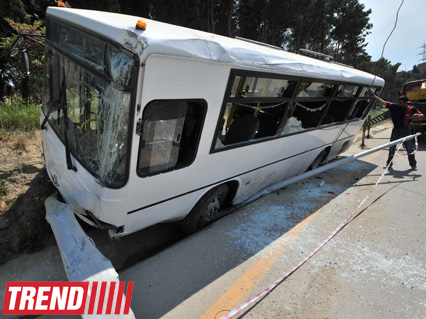В Баку столкнулись «КАМАЗ» и автобус, есть пострадавшие