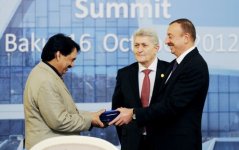 Azerbaijani President: All ECO member-states play an important role in their regions (PHOTO)