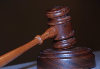 Экс-главу аппарата минсвязи Азербайджана могут осудить на 14 лет