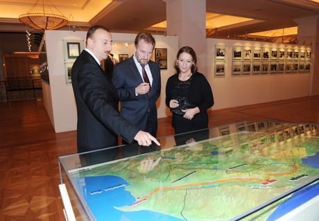 Председатель Президиума Боснии и Герцеговины и его супруга посетили Фонд Гейдара Алиева (ФОТО)