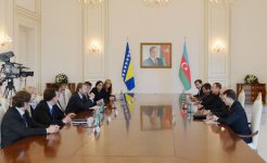 Состоялась встреча Президента Азербайджана и председателя Президиума Боснии и Герцеговины в расширенном составе (Версия 2) (ФОТО)