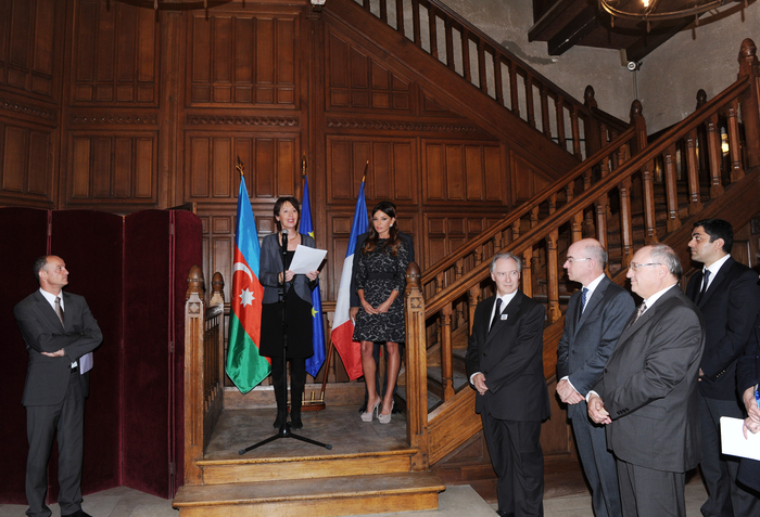 Mehriban Aliyeva attends exhibition and concert on Azerbaijan in Reims (PHOTO)