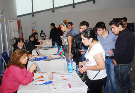 Some 50 companies in Azerbaijan are ready to employ graduates of foreign universities (PHOTO)