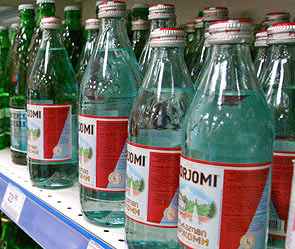 As tensions ease, Moscow allows back Georgian mineral water