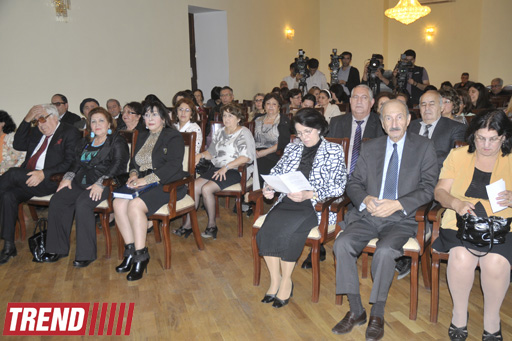 Эмин Сабитоглу убедил Мирзу Бабаева залезть на глазах у академиков под рояль - Анар (фото)