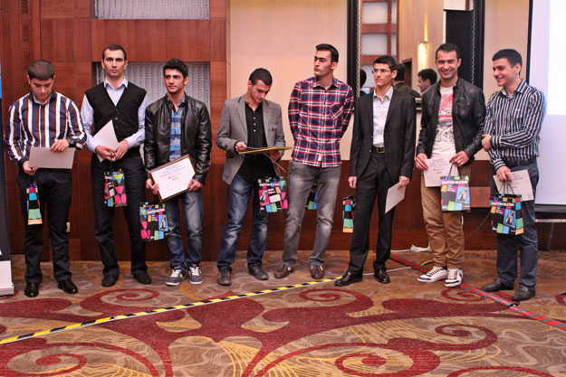 Конкурс в рамках проекта Hackathon Azerbaijan выявил лучшие приложения для устройств Windows Phone