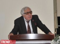 Эмин Сабитоглу убедил Мирзу Бабаева залезть на глазах у академиков под рояль - Анар (фото)