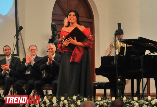 "Золотое сопрано Турции" выступит в Баку