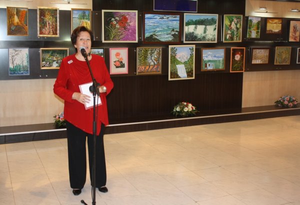 В Баку состоялась презентация книги Валентины Эфендиевой (фото)