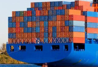 Перевозки по фидерному сообщению Актау-Баку превысили 10 тыс. контейнеров
