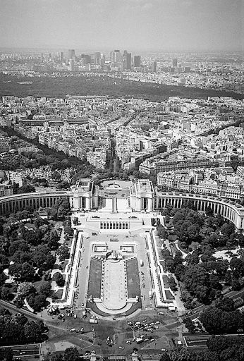 Черно-белый Париж глазами Вугара Мурадова (фотосессия)
